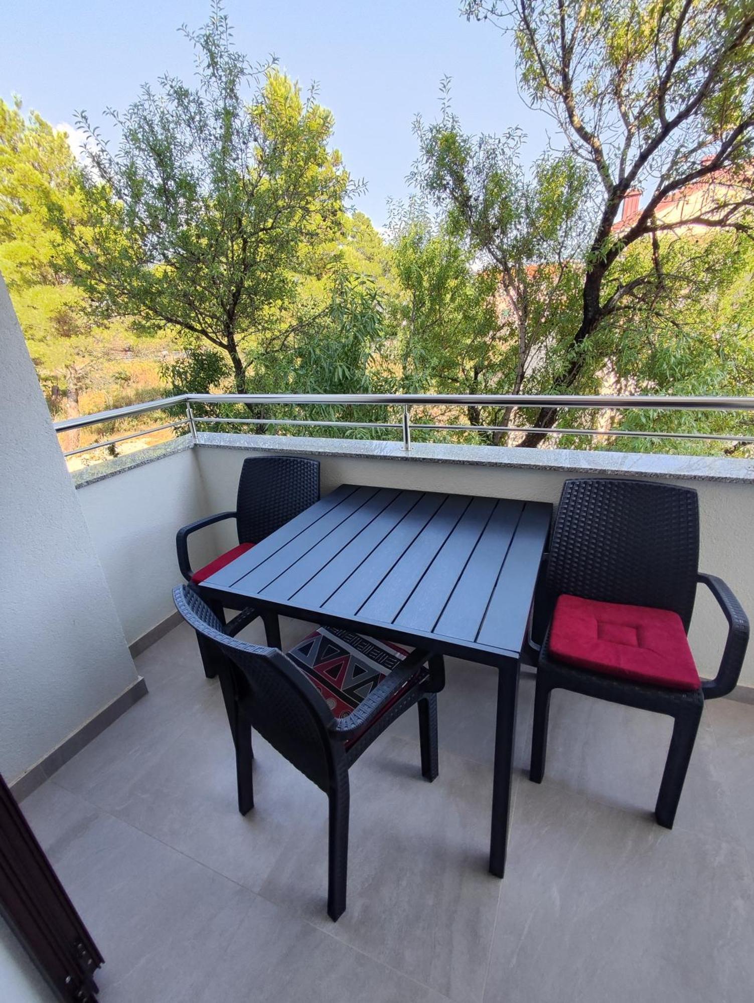 Apartmani Malo More セリネ エクステリア 写真