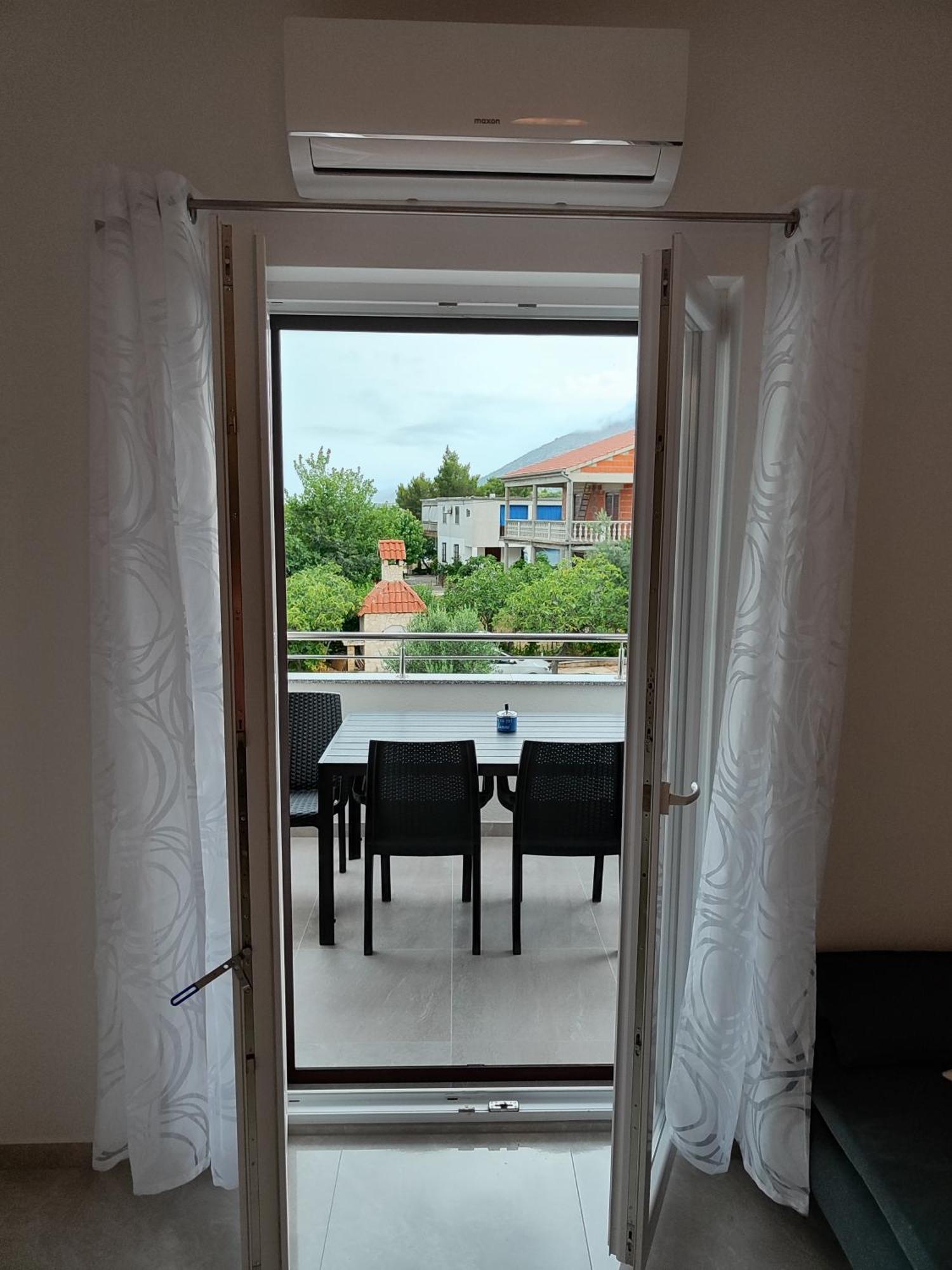 Apartmani Malo More セリネ 部屋 写真