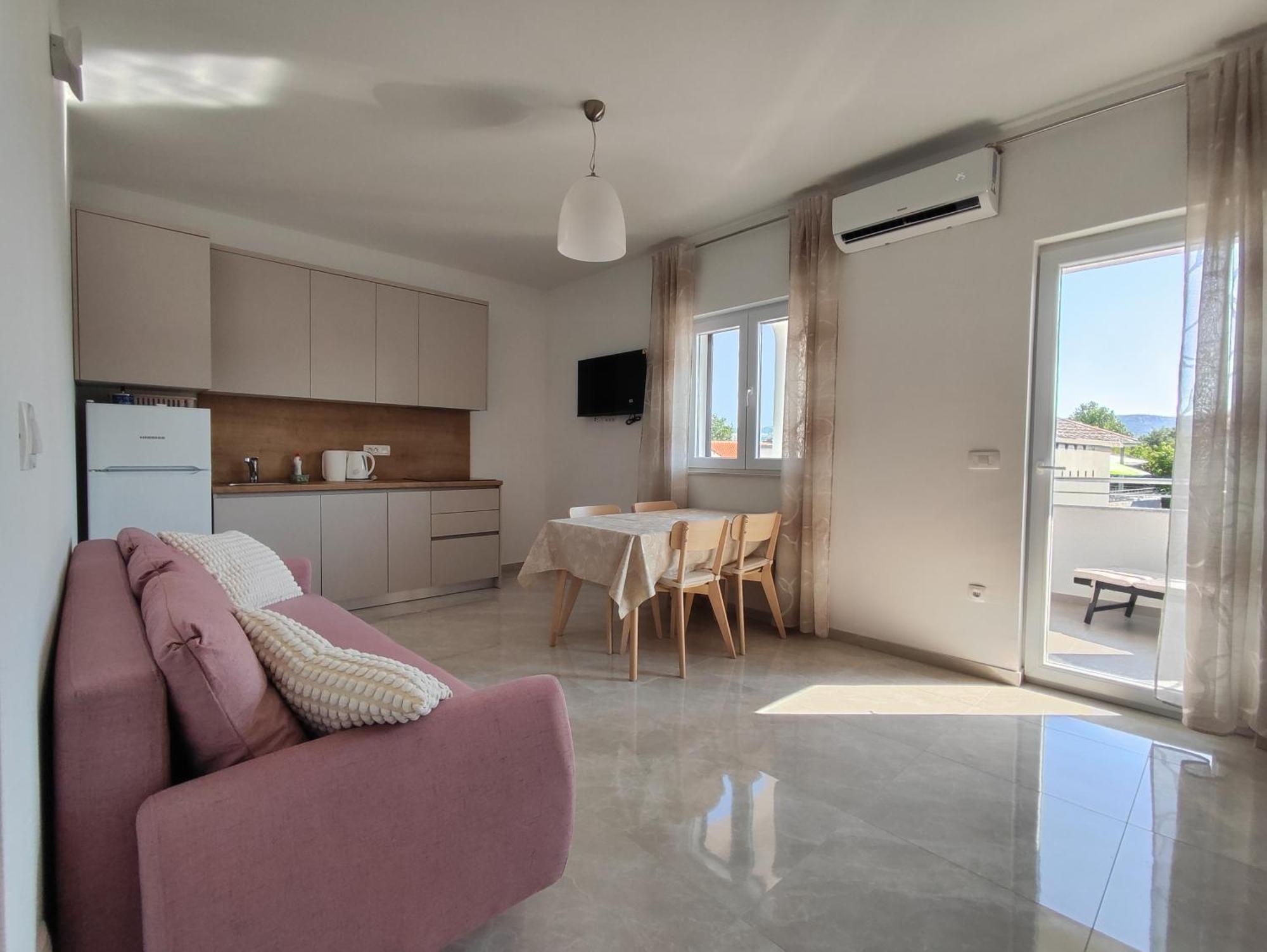 Apartmani Malo More セリネ 部屋 写真